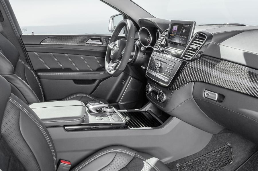  Mercedes-AMG GLE63 Coupe 2015 года  (фото 12 из 34)